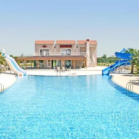 Belek'te Genis Bahceli, Havuzlu Villa-awz157 Villa *