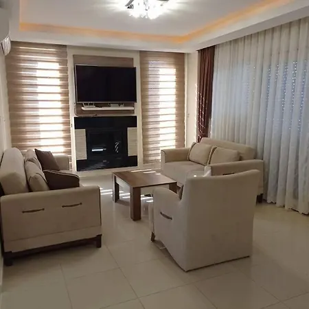 Belek'te Genis Bahceli, Havuzlu Villa-awz157 Willa Serik