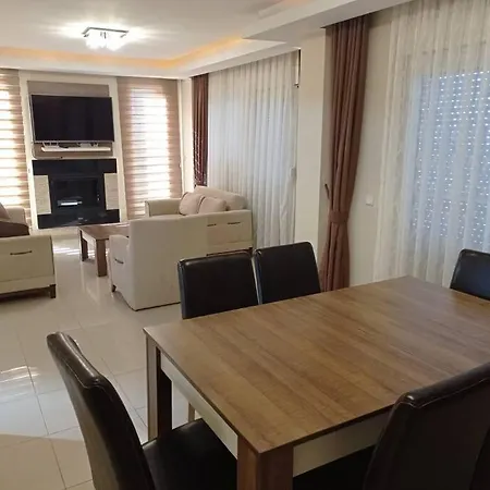 Belek'te Genis Bahceli, Havuzlu Villa-awz157 Willa